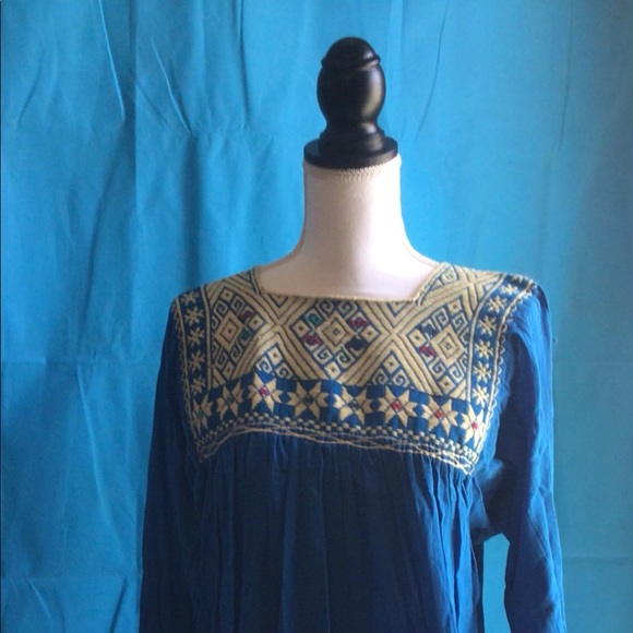 Mexican Handmade, Hand Embroidered Peasant tops - Picture 4 of 7